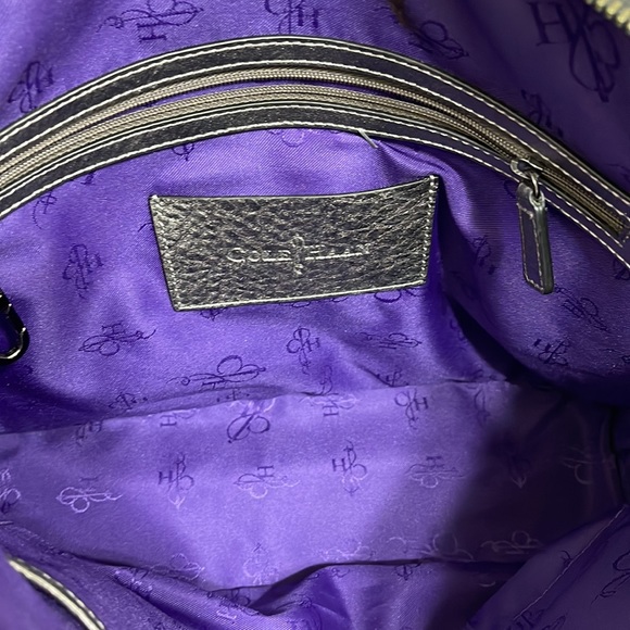 Beautiful Cole Haan silver and black shoulder bag. - Picture 4 of 10
